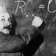 Mercoledì 2 dicembre alle ore 17.30 presso lo Spazio ScopriCoop in via Daverio 44 a Varese, è in programma un'imperdibile conferenza sui Cent'anni della Teoria della Relatività Generale di Albert Einstein.